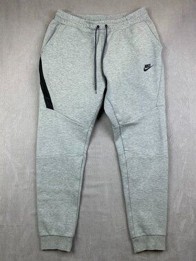 Nike Mens Sweatpants Medium Gray Heathered Tech Fleece Joggers Tapered Athletic